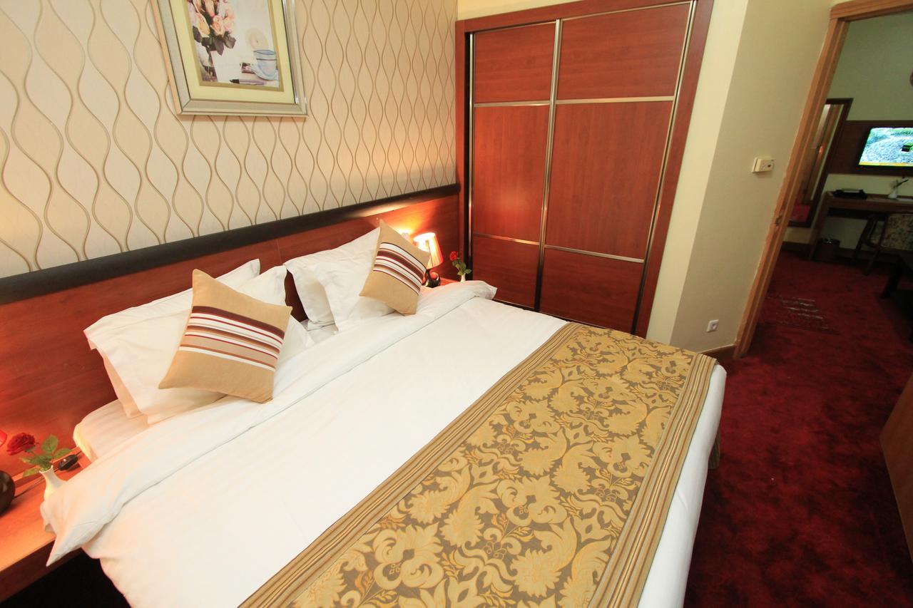 Al Riffa Al Sadd Hotel Mecca ภายนอก รูปภาพ